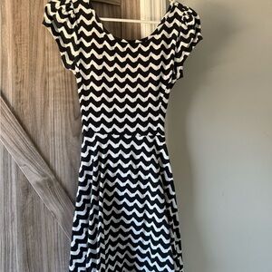 Elegant Black and White Chevron Mini Dress